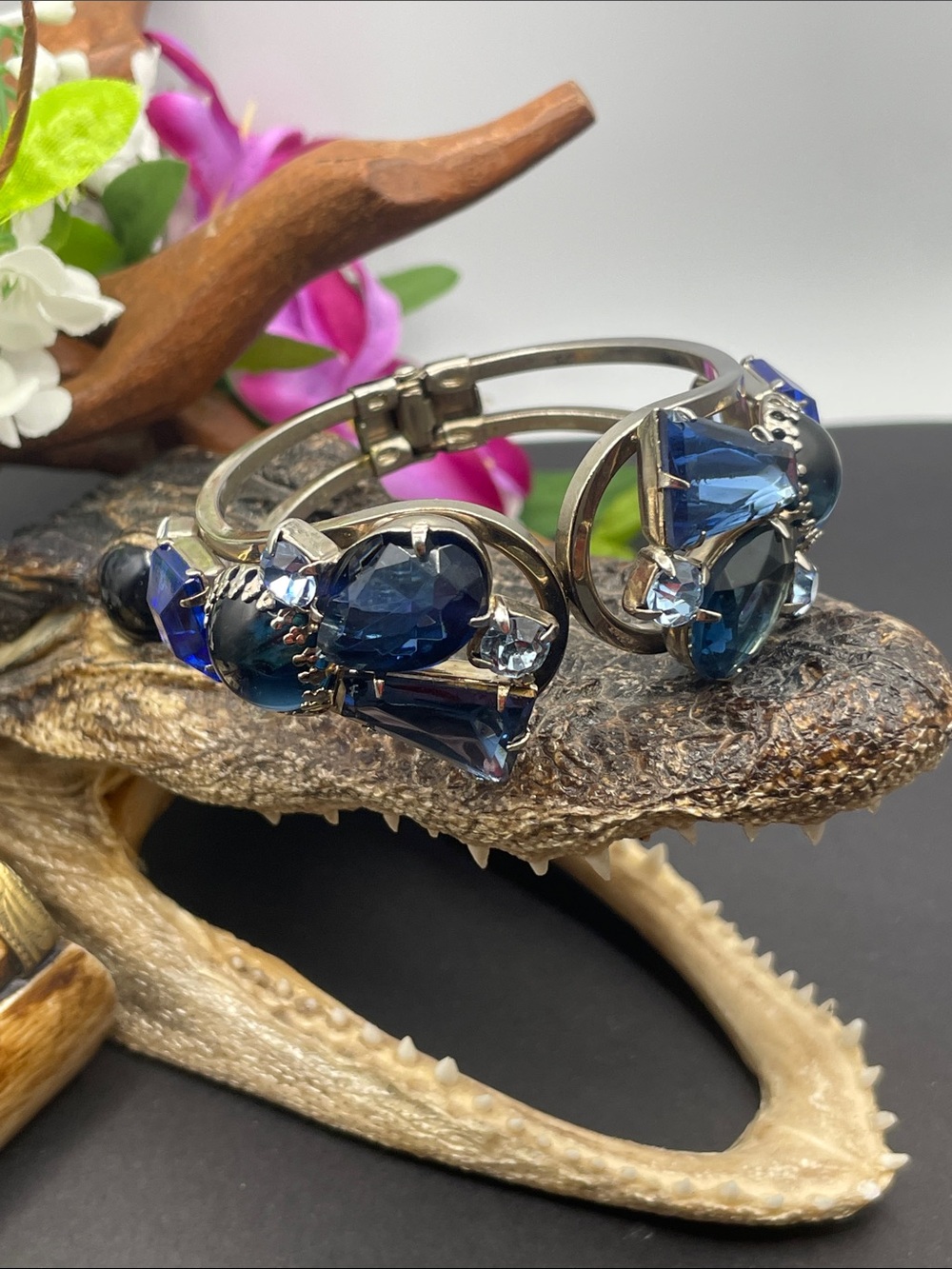 Juliana glass and silver tone clamper bracelet vintage verified